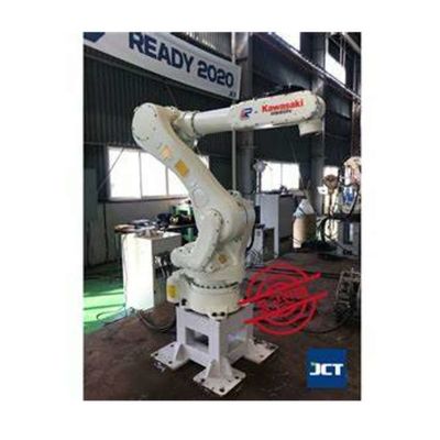Segurando o braço robótico da linha central do robô RS080N 6 para o robô industrial de manipulação de vidro