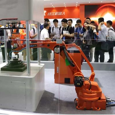 Linha central China QJRB15-1 do braço 6 do robô que carrega e que descarrega como o robô da picareta e do lugar