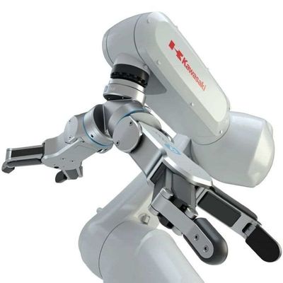 Braço robótico colaborador com o dedo flexível RG6 do prendedor 2 como o prendedor do robô