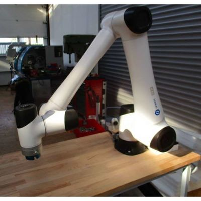 Robô colaborador China CR10 com a carga útil 10kg do robô da linha central do braço 6 do CNC como Cobot