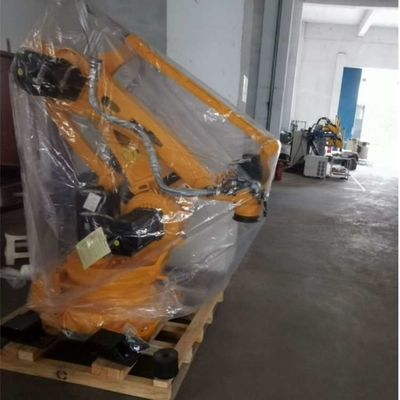 Braço robótico industrial ER60-2000-PL com purificador CNGBS para manipulação e paletização de robôs