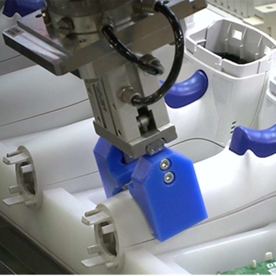 Pequeno braço robótico industrial de 6 eixos VS-050/060 com agarrador robótico CNGBS como robô universal