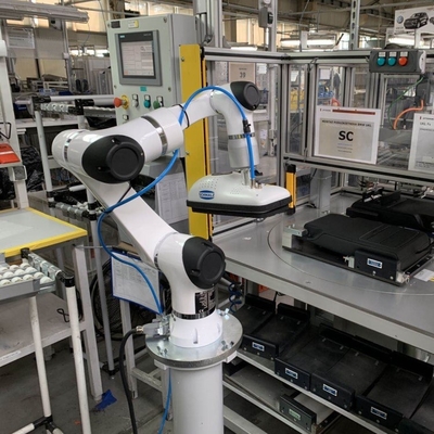 A série élfico E5 Cobot de HAN como o trabalho da máquina da picareta e do lugar com a carga útil 5kg do robô do AGV com linha central 6