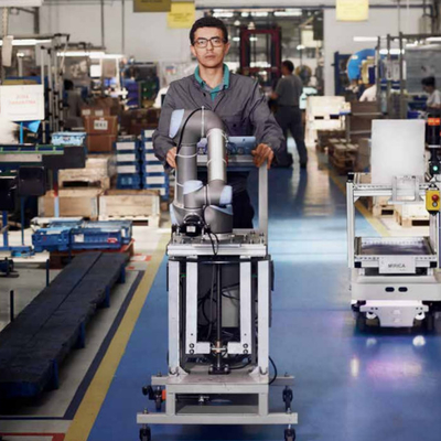 Braço robótico industrial de Ur3 Cobot com sistema visual de Cognex do prendedor RG6